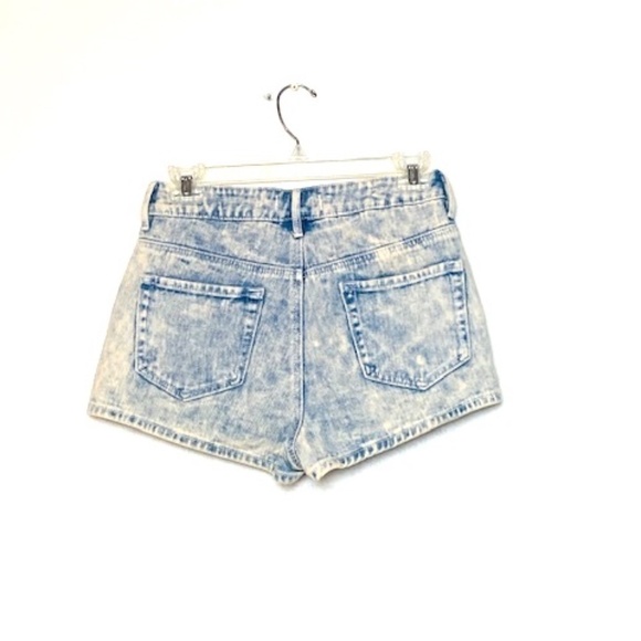Roxy | High Waist Floral Lace Acid Wash Shorts 5 - Picture 3 of 5
